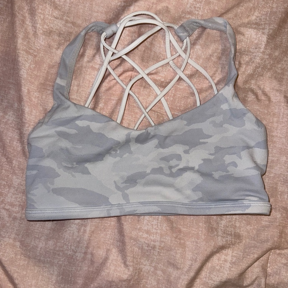 Lululemon Women's Gray Camo Sports bra